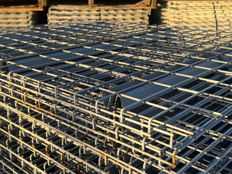 42" x 52", 4 strut waterfall